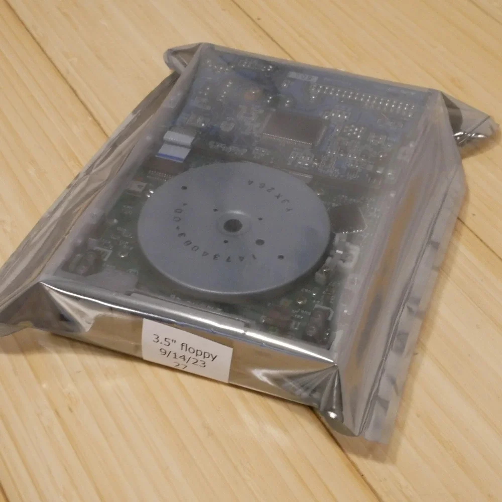 TEAC 3.5 inch Internal Floppy Disk Drive Model‎ FD-235HF Tested & Working - 27